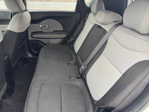 Used 2014 Kia Soul + w/ UVO w/Eservices Package image 7