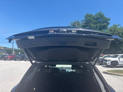 Used 2019 Lincoln Nautilus Select AWD/4WD image 8