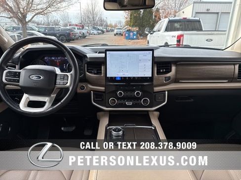 Used 2024 Ford Expedition Limited image 15