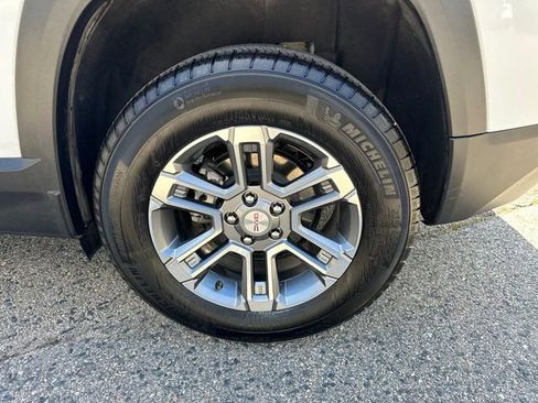 Used 2025 GMC Terrain Elevation AWD/4WD image 15
