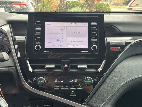 Certified 2023 Toyota Camry SE image 17