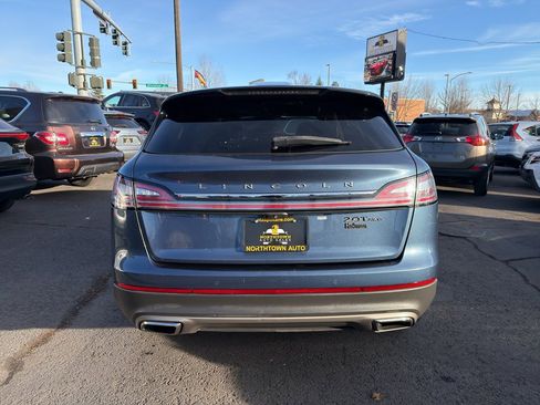 Used 2019 Lincoln Nautilus Reserve image 5