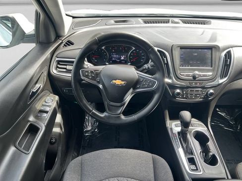 Used 2024 Chevrolet Equinox LT AWD/4WD image 12