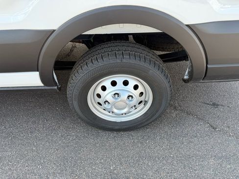 New 2025 Ford Transit 350 148 Low Roof image 18