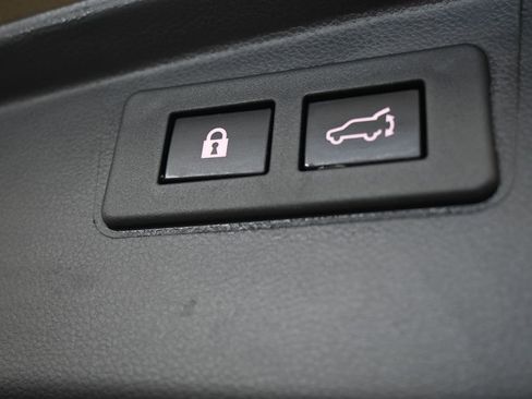 Used 2021 Subaru Outback Premium image 38