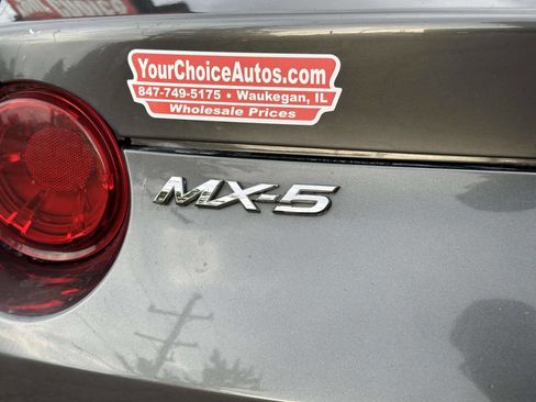 Used 2017 MAZDA MX-5 Miata RF Grand Touring RWD image 32