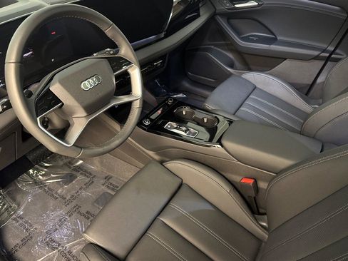 New 2025 Audi Q6 e-tron Premium Plus image 9