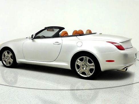 Used 2007 Lexus SC 430 Convertible RWD image 7