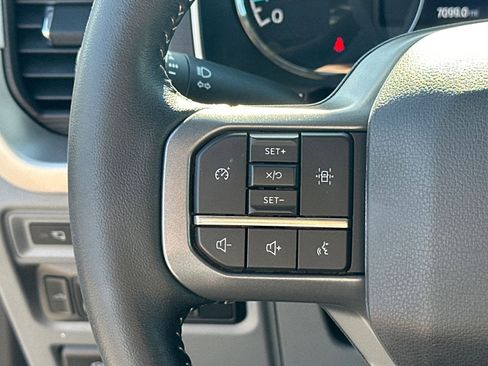 Certified 2022 Ford F150 XLT w/ Equipment Group 302A High image 26