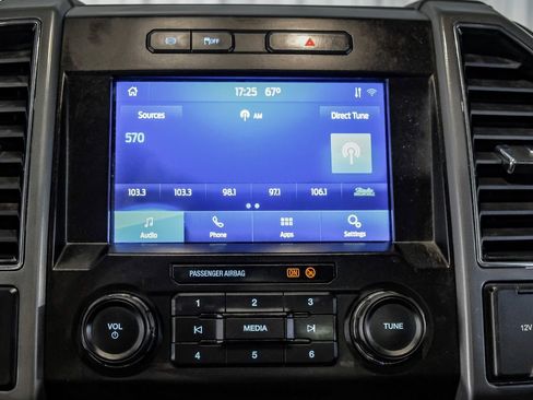 Used 2022 Ford F250 XLT w/ XLT Value Package image 25