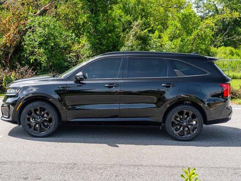 Used 2023 Kia Sorento SX FWD image 4