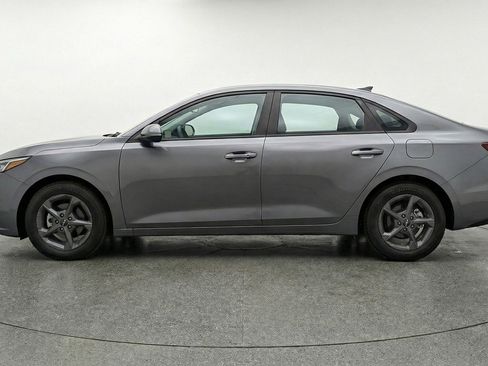Used 2025 Kia K4 FWD image 5
