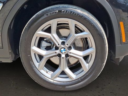 Used 2024 BMW X3 xDrive30i w/ Premium Package AWD/4WD image 9