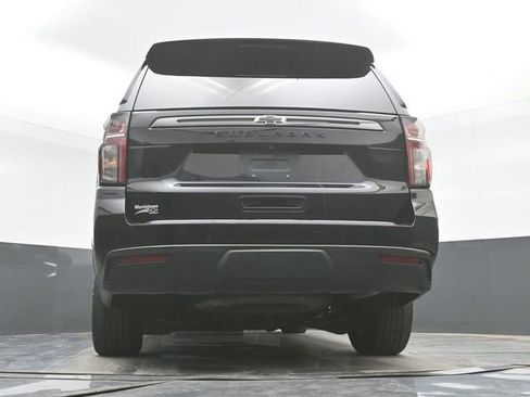 Used 2021 Chevrolet Suburban Z71 w/ Z71 Off-Road Package AWD/4WD image 32