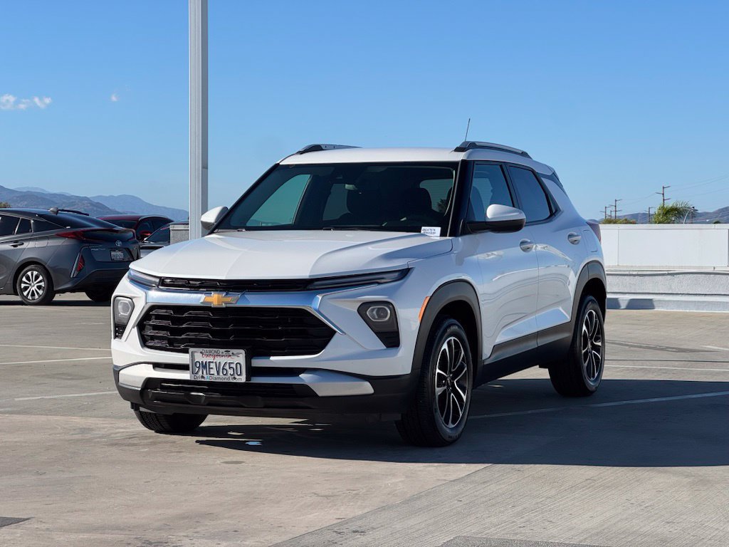Used 2024 Chevrolet TrailBlazer LT FWD image 4