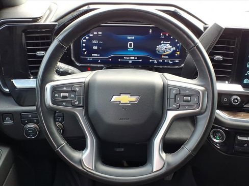 Used 2024 Chevrolet Silverado 2500 LT image 19