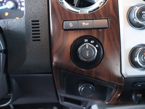 Used 2016 Ford F250 Lariat w/ Chrome Package AWD/4WD image 19