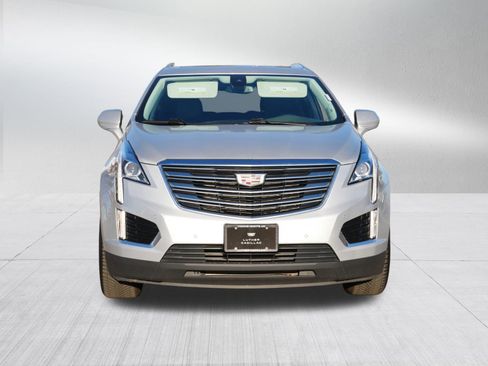 Used 2017 Cadillac XT5 Luxury w/ Driver Awareness Package image 2