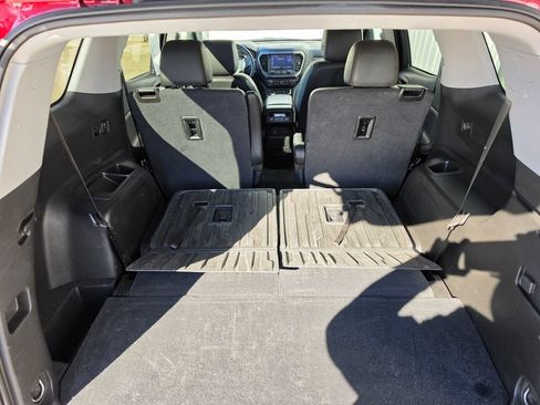 Used 2023 GMC Acadia AT4 w/ Technology Package AWD/4WD image 9