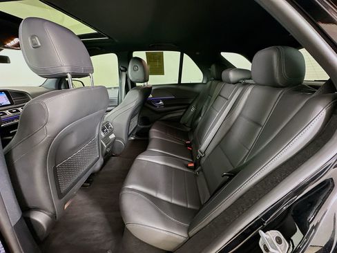 Used 2021 Mercedes-Benz GLE 350 4MATIC image 35