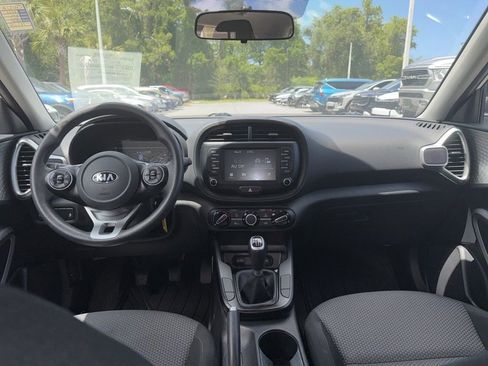 Certified 2021 Kia Soul LX FWD image 22