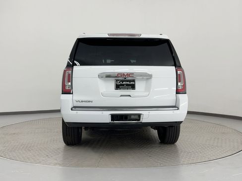 Used 2017 GMC Yukon Denali w/ Open Road Package image 10