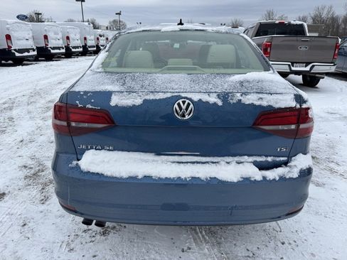 Used 2018 Volkswagen Jetta SE image 6