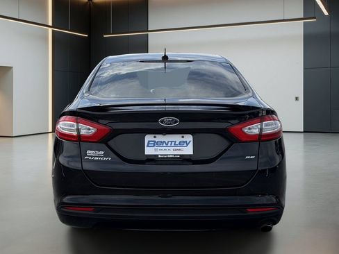 Used 2015 Ford Fusion SE w/ Equipment Group 201A FWD image 5