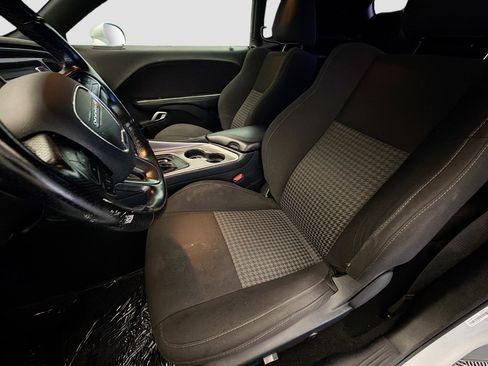 Used 2021 Dodge Challenger R/T RWD image 11