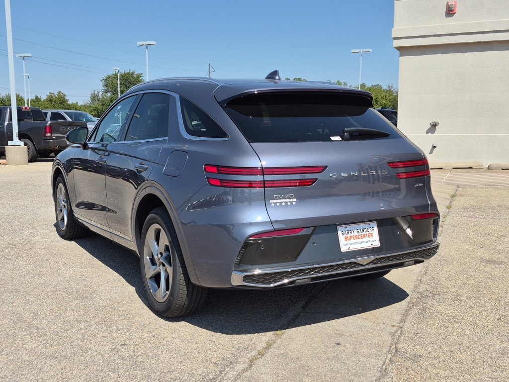 Used 2026 Genesis GV70 2.5T Select AWD/4WD image 4