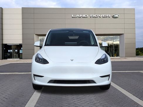 Used 2025 Tesla Model Y Long Range image 2