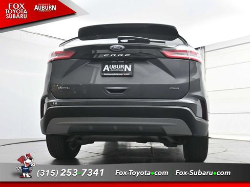 Used 2021 Ford Edge SEL w/ Convenience Package AWD/4WD image 19