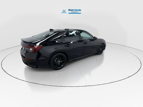 Used 2025 Honda Civic Sport image 2