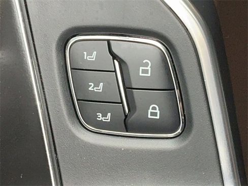 Used 2024 Ford F250 King Ranch w/ FX4 Off-Road Package image 14