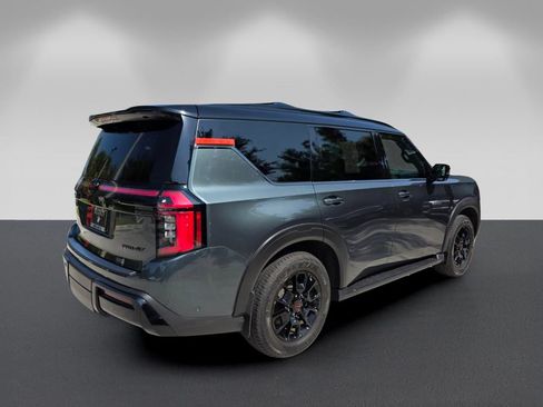 Used 2025 Nissan Armada PRO-4X w/ Pro-4X Premium Package AWD/4WD image 4