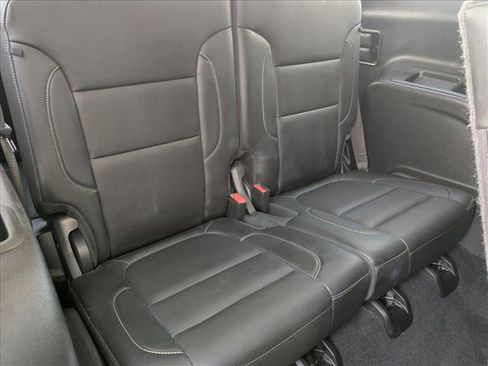 Used 2023 GMC Acadia SLT image 20