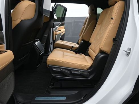 New 2025 Cadillac Escalade IQ Luxury 2 image 13