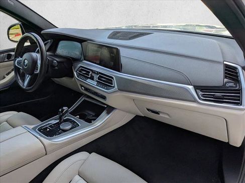 Used 2022 BMW X5 M50i w/ Parking Assistance Package image 23