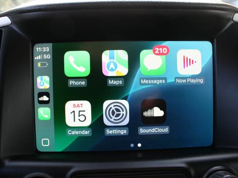 Used 2023 GMC Terrain SLT image 13