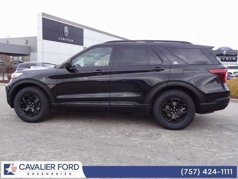 Certified 2021 Ford Explorer Timberline image 7