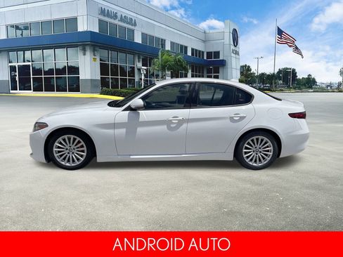 Used 2023 Alfa Romeo Giulia Sprint image 7