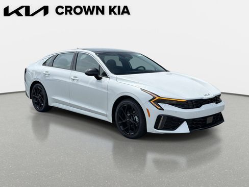 New 2026 Kia K5 GT-Line FWD image 3