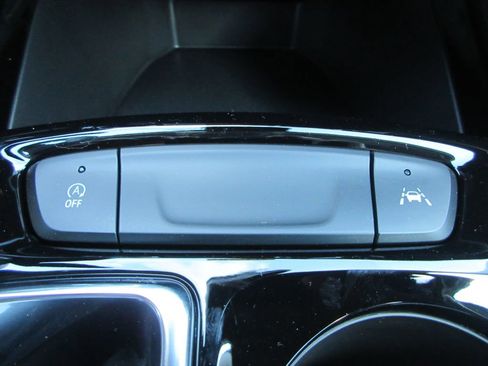 New 2026 Chevrolet Trax LT w/ LPO, Blackout Package image 28