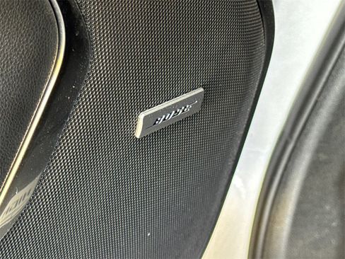 Used 2023 Chevrolet Tahoe High Country image 11