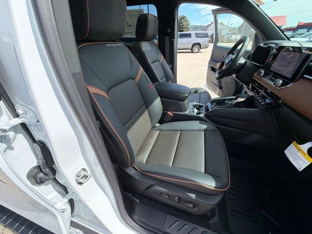 New 2026 GMC Canyon AT4 w/ Technology Plus Package AWD/4WD image 26