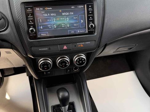 Used 2022 Mitsubishi Outlander Sport ES AWD/4WD image 22