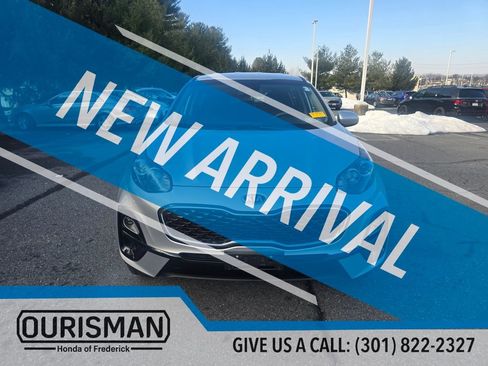 Used 2020 Kia Sportage LX image 3