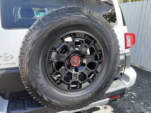 Used 2008 Toyota FJ Cruiser 4WD image 19