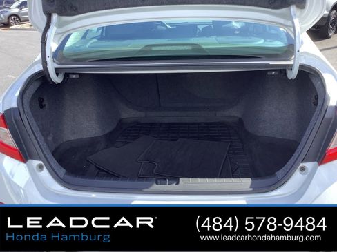 Used 2018 Honda Accord Touring image 23