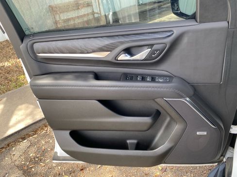 Used 2023 GMC Yukon Denali image 30